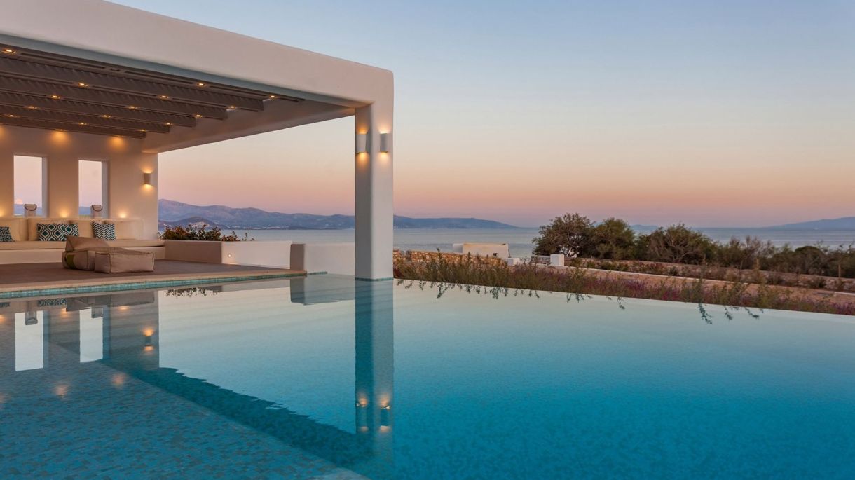 https://paros.villas/wp-content/uploads/2024/01/Villa-Caprice-10.jpg thumbnail