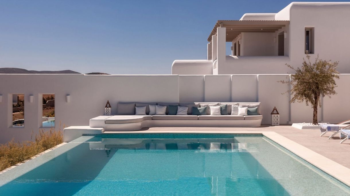 Amaryllis Three image 2