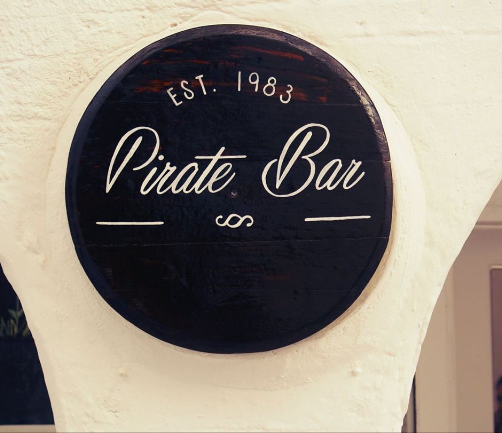 Paros Pirate Bar