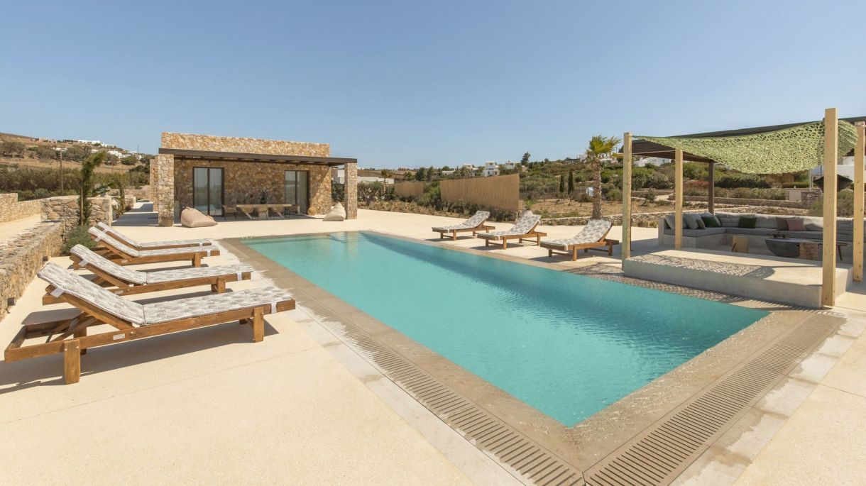 Azure Reflection image 3