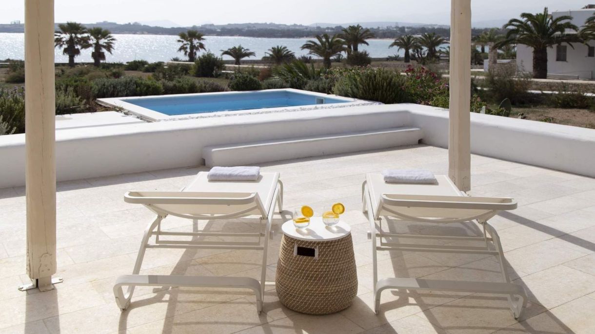 Coastal Retreat One image 2