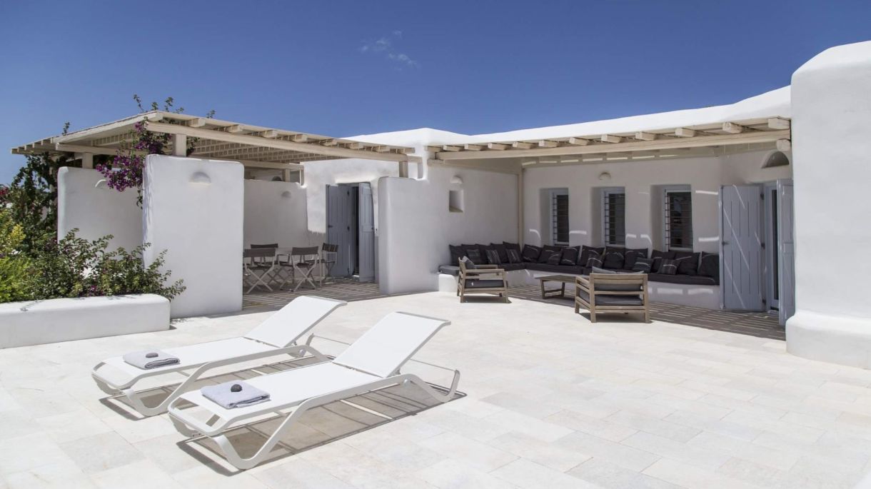 Coastal Retreat Three image 3