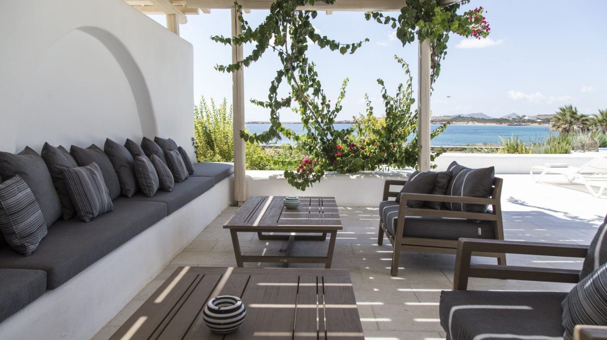 Coastal Retreat Two image 3