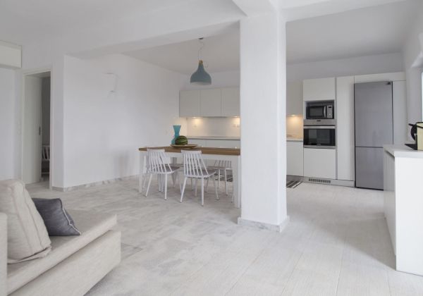 Coastal Retreat Four