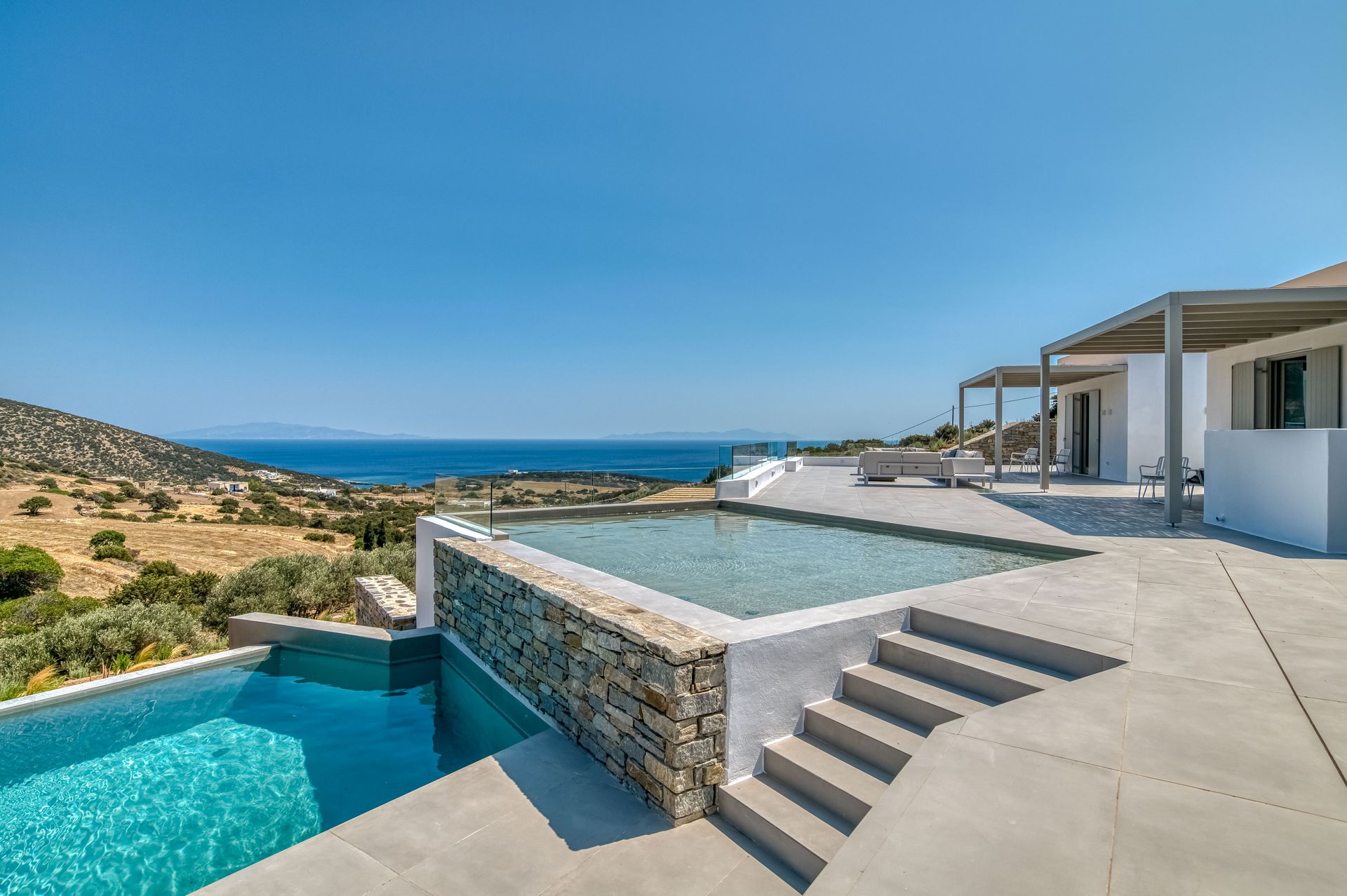 https://paros.villas/wp-content/uploads/2024/12/Azure-view-32_result.jpg thumbnail