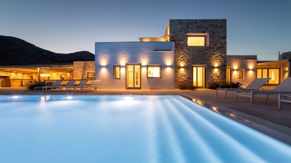 https://paros.villas/wp-content/uploads/2024/12/Sunrise-Estate-17.jpg thumbnail