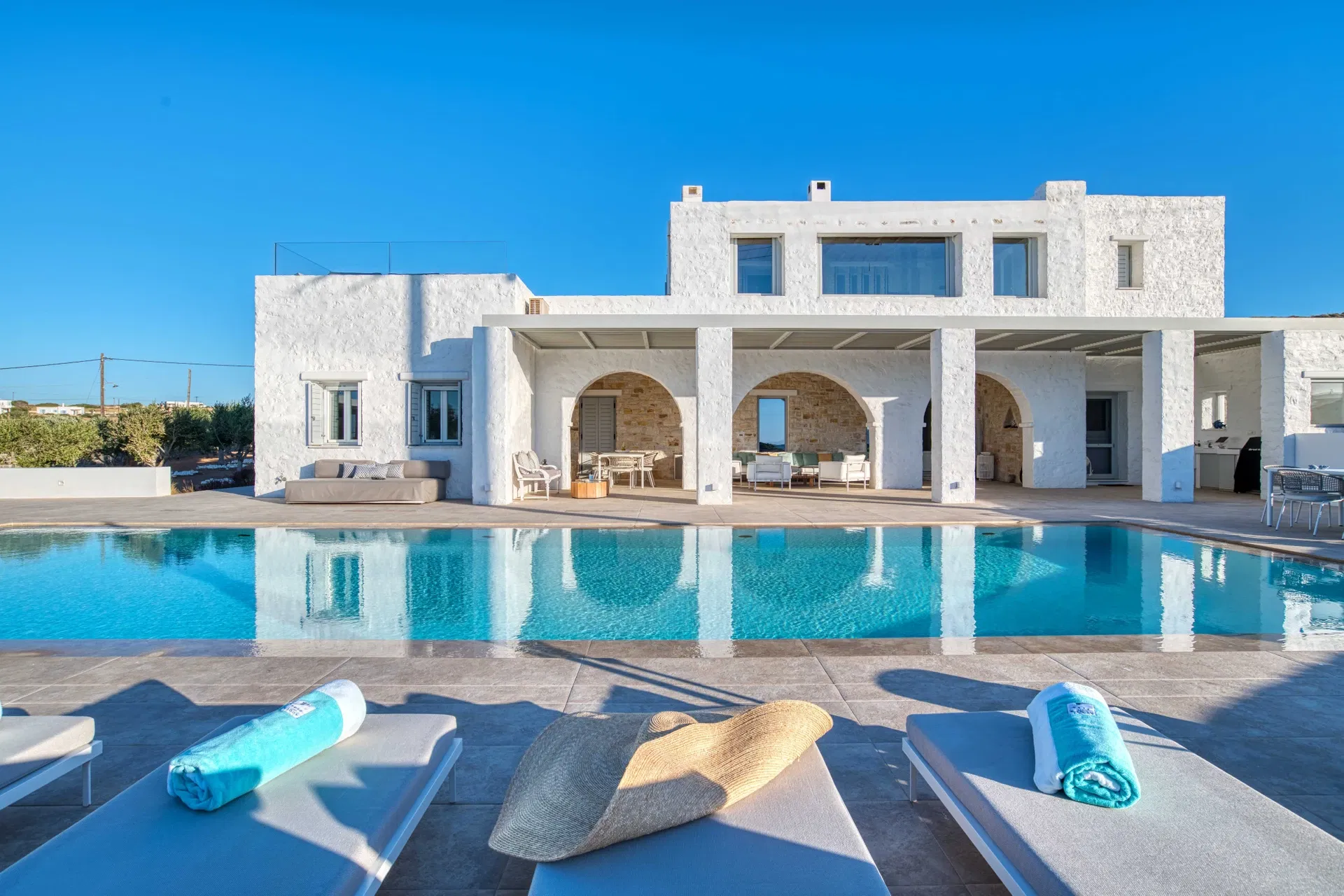 https://paros.villas/wp-content/uploads/2026/01/villa-estelle-paros-19.webp thumbnail